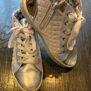 Steve Madden high tops